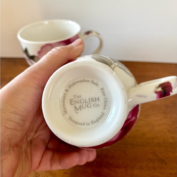 The English Mug Co Fine China 12 Oz Coffee Tea Footed Set Of 2 Mugs - Picture 4 of 6